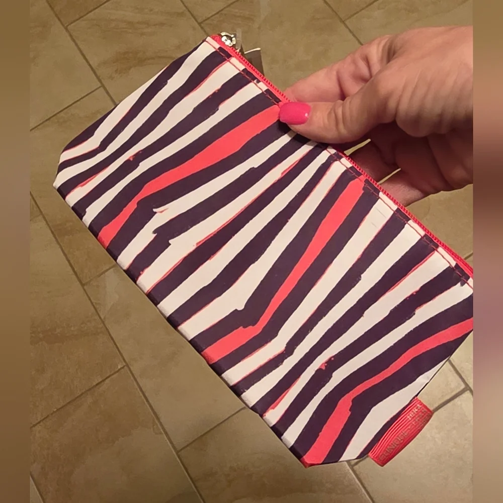 Clinique x Jonathan Cohen Cosmetic Zipper Bag NWT